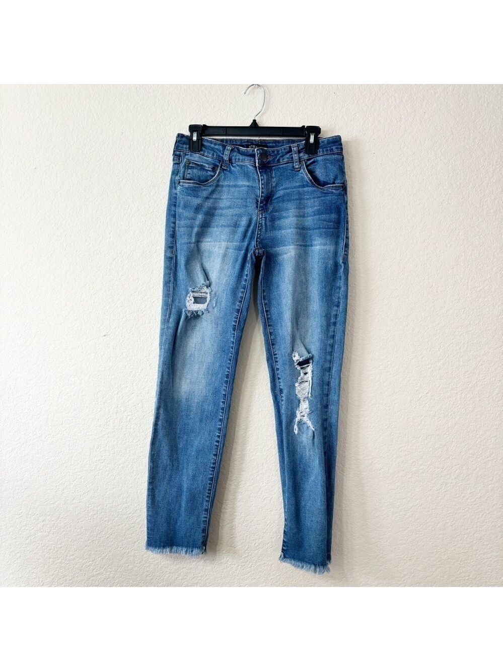 STS Blue Taylor Tomboy Jeans Women 28 Blue Distressed Raw Hem Denim